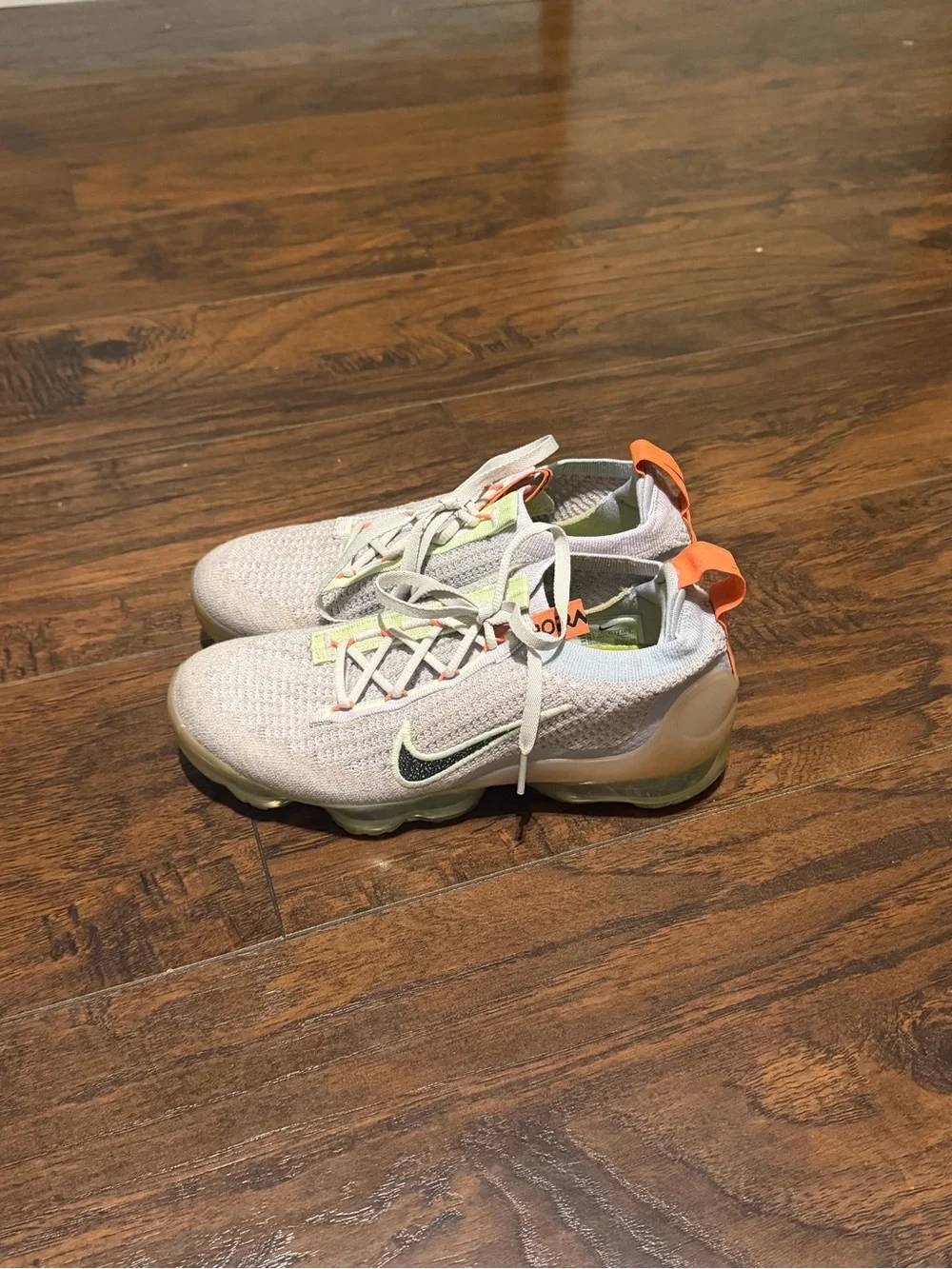 Nike women’s air flynit vapormax 2021 size 7.5